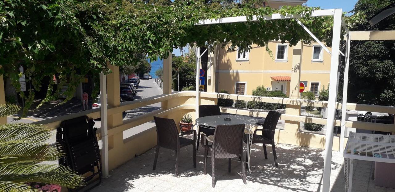 Apartments Villa Sandi Izola Eksteriør bilde